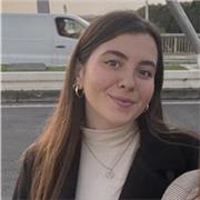 Dottoressa in lingue e letterature straniere impartisce lezioni e ripetizioni di lingua spagnola, inglese